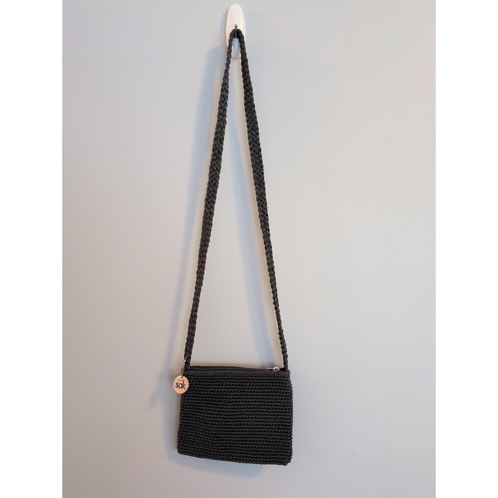 The Sak Gray Crochet Knit Shoulder Bag Small Handbag Zipper Closure Boho